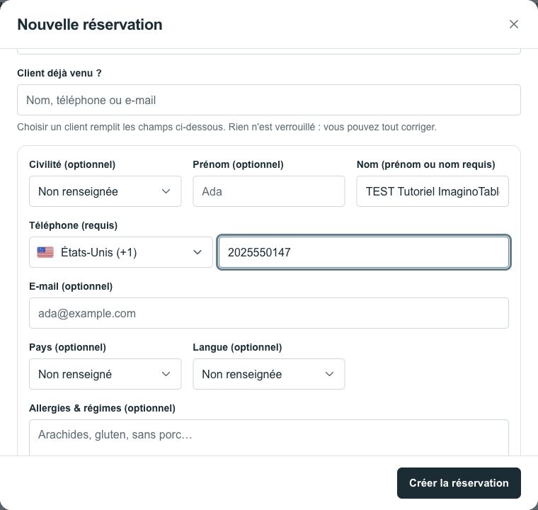Informations du client fictif dans le formulaire de réservation.